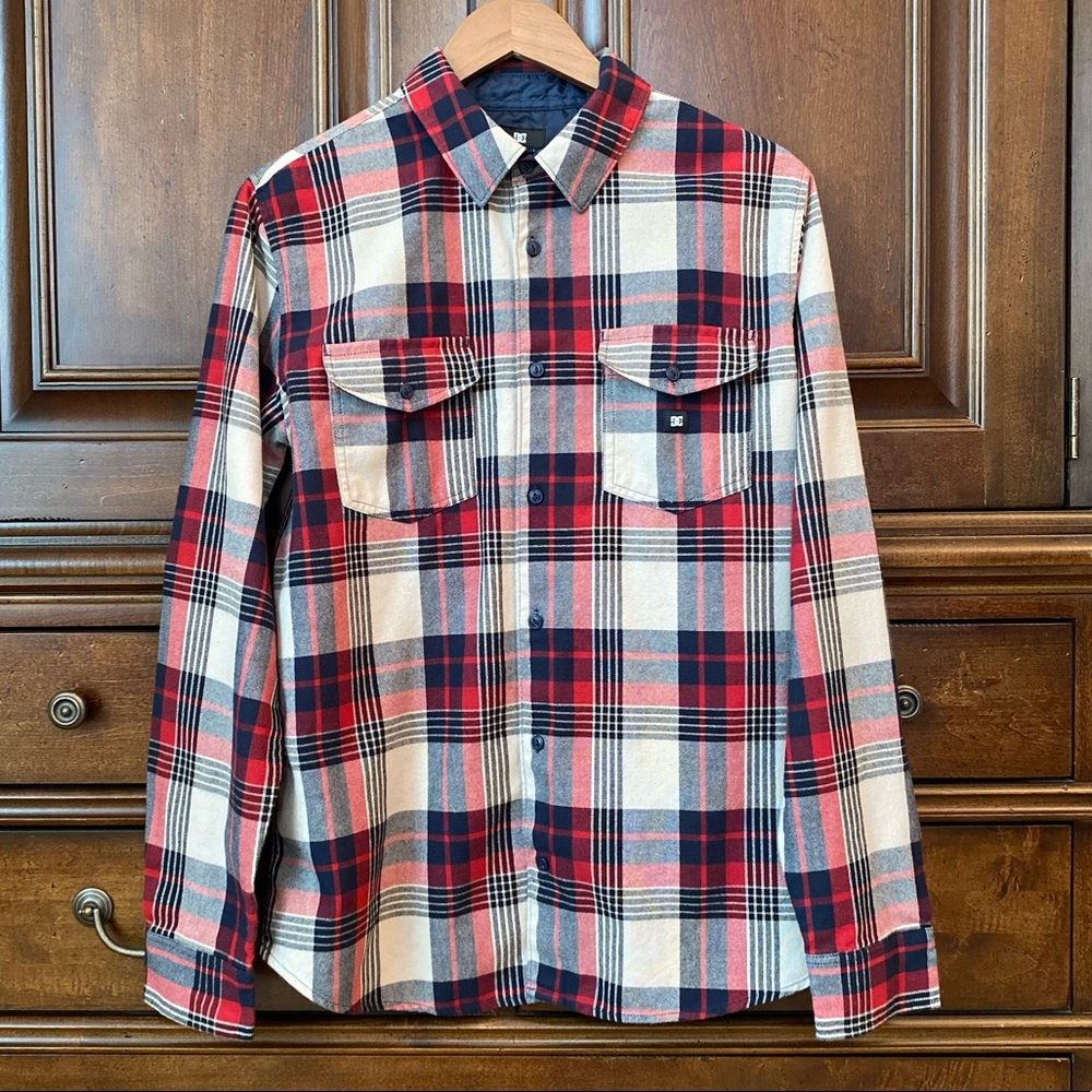 DC Mens Plaid Button Down Shirt - NWOT